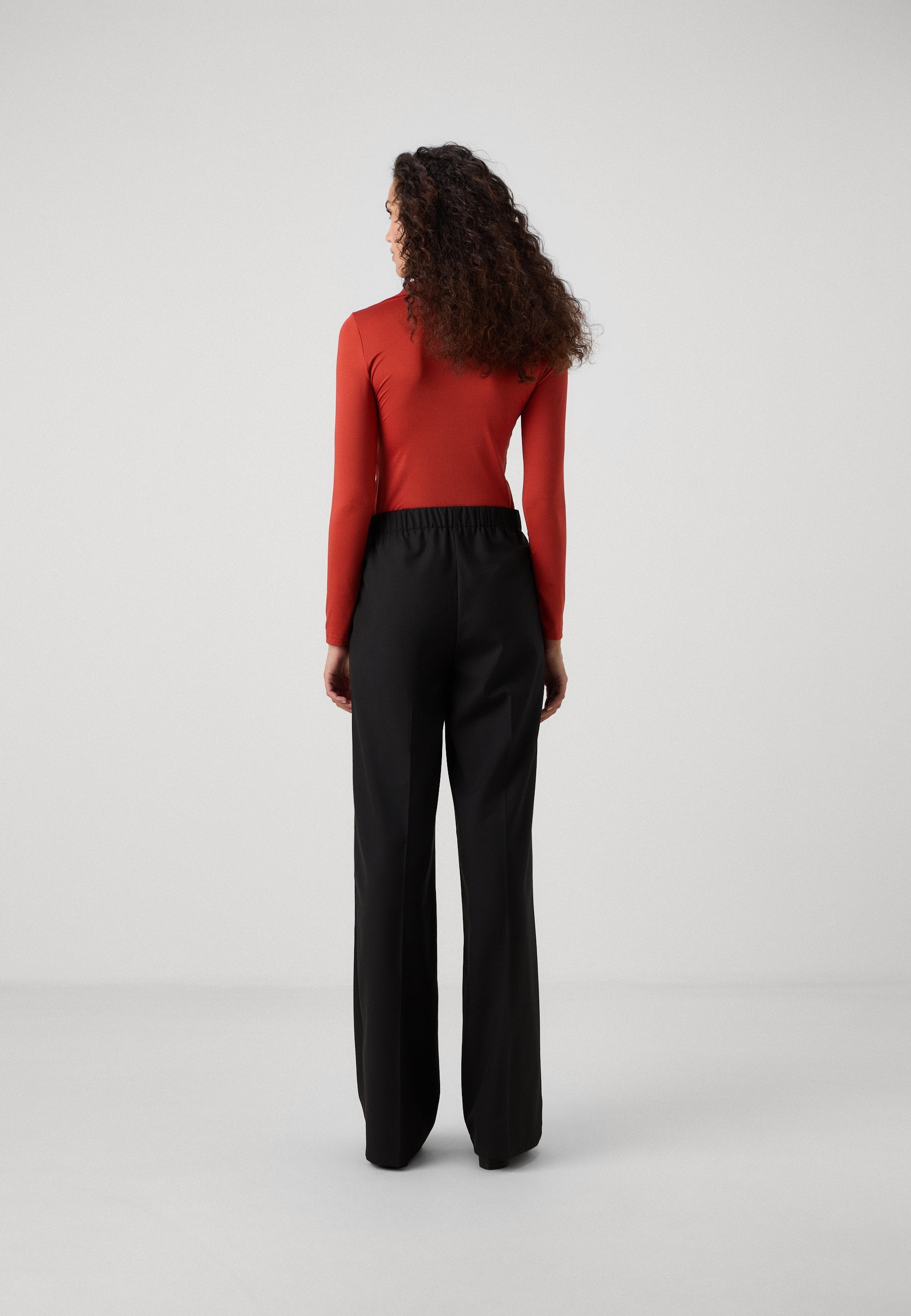 Vero Moda Tall VMHAILEY WIDE PANTS