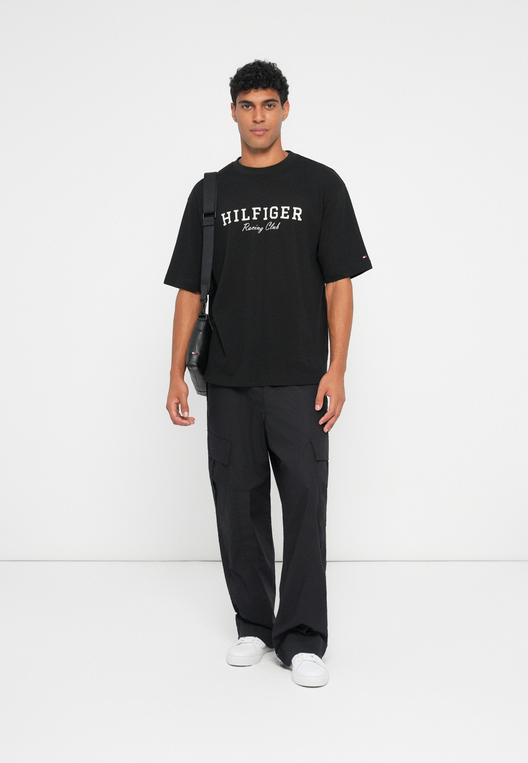 LOGO RELAXED MESH T-SHIRT Media 2