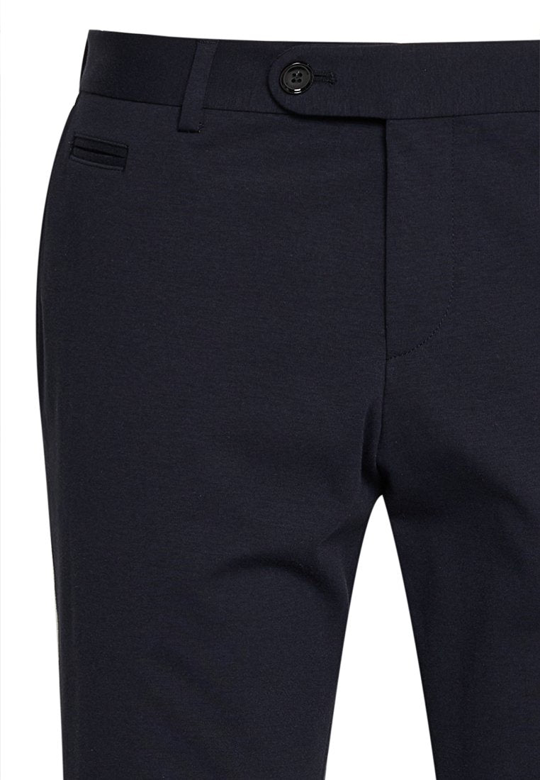 BOSS GENIUS SLIM FIT