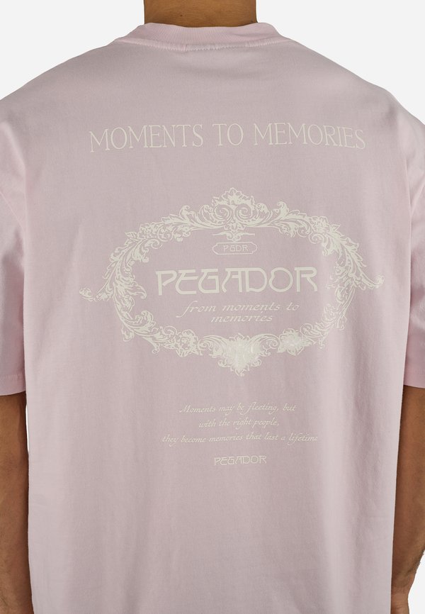 Pegador REINE OVERSIZED TEE