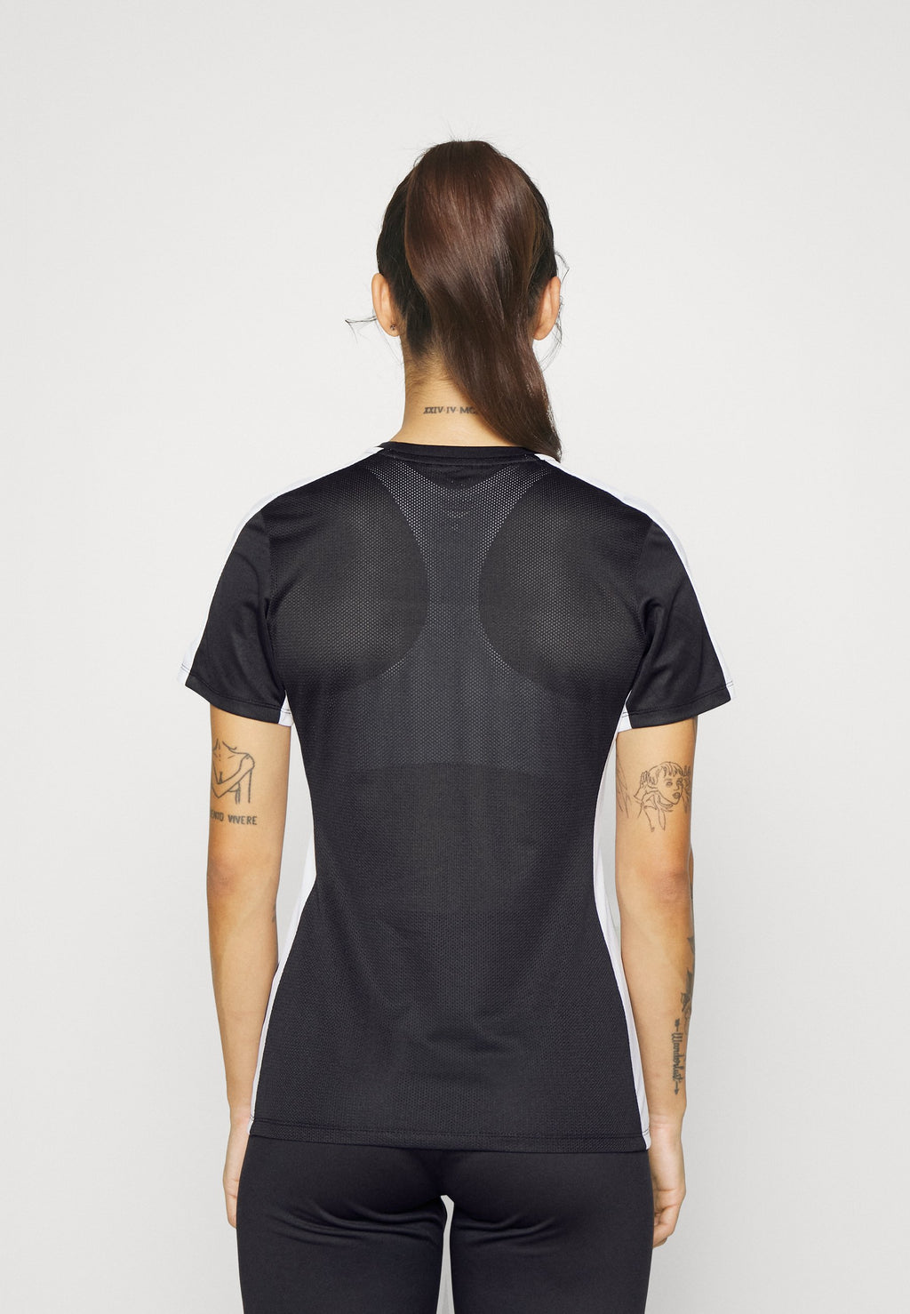 Nike Performance TOP BRANDED