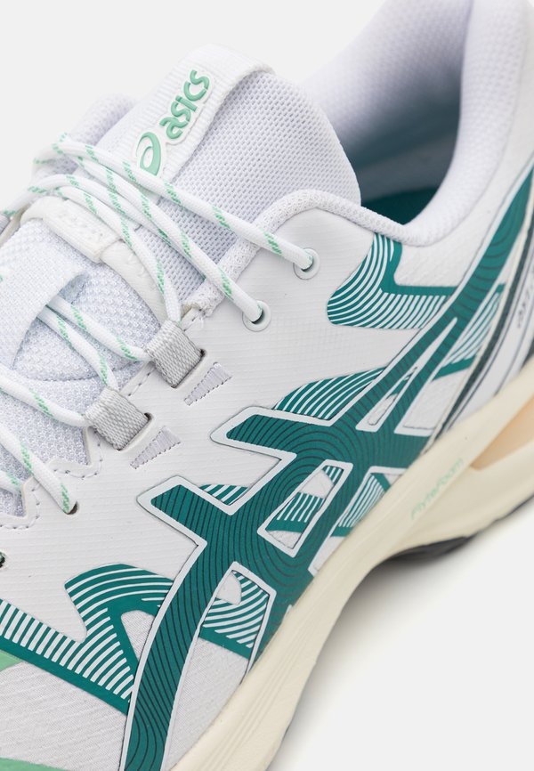 ASICS SportStyle GEL-TERRAIN UNISEX