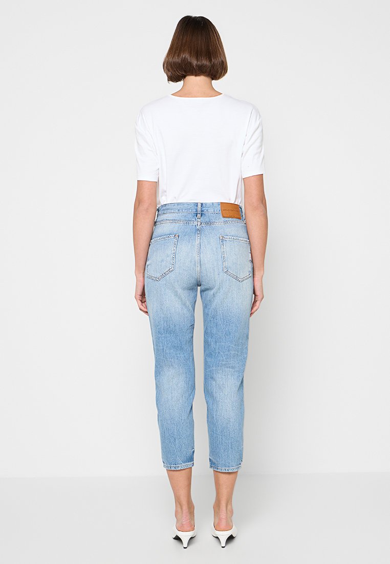 Armani Exchange Jeans Slim Fit Media 3