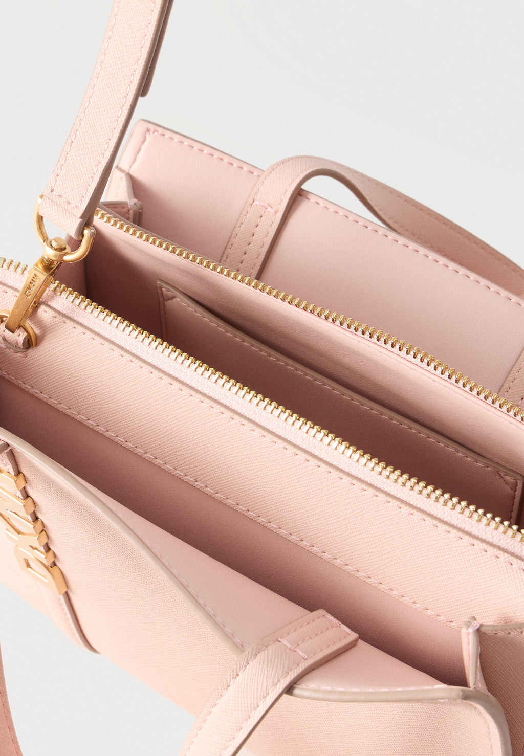 DKNY AVRIL SATCHEL CROSSBODY
