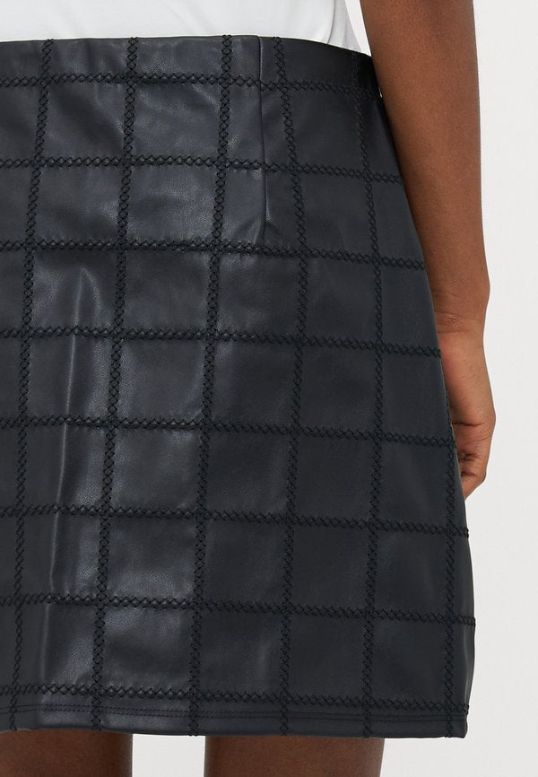Vero Moda Petite VMHONOR SHORT SKIRT