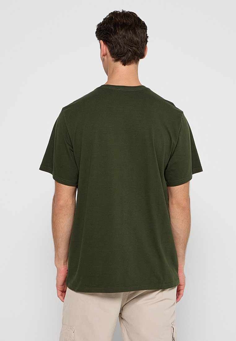 Levi's® RELAXED FIT TEE