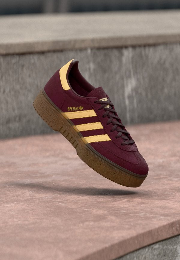 adidas Originals HANDBALL SPEZIAL BOLD - Trainers - maroon/orange tint