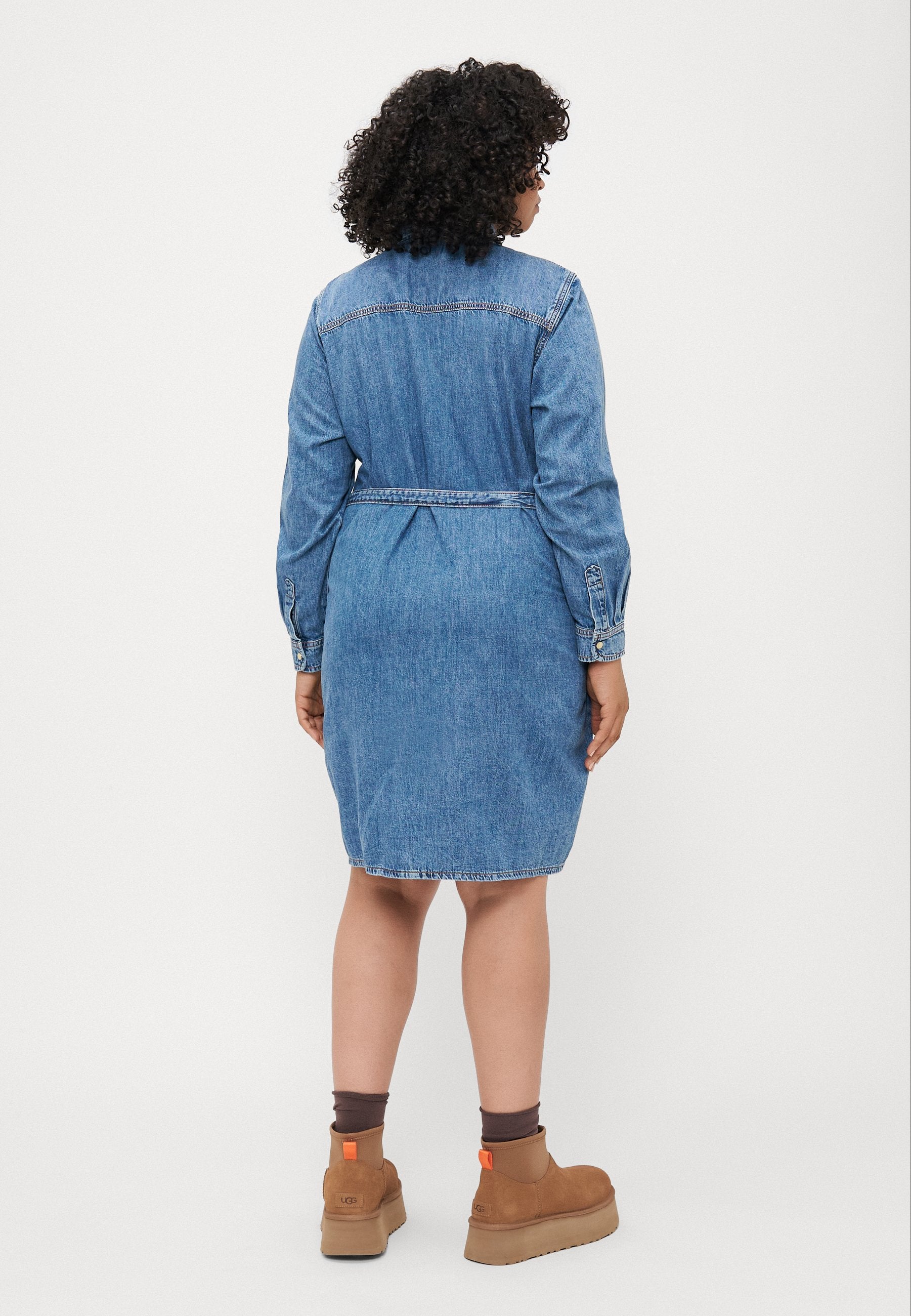 ONLY Carmakoma CARTRUDY BELT DRESS