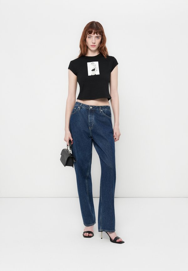 Calvin Klein CLASSIC KATE BABY TEE UNISEX