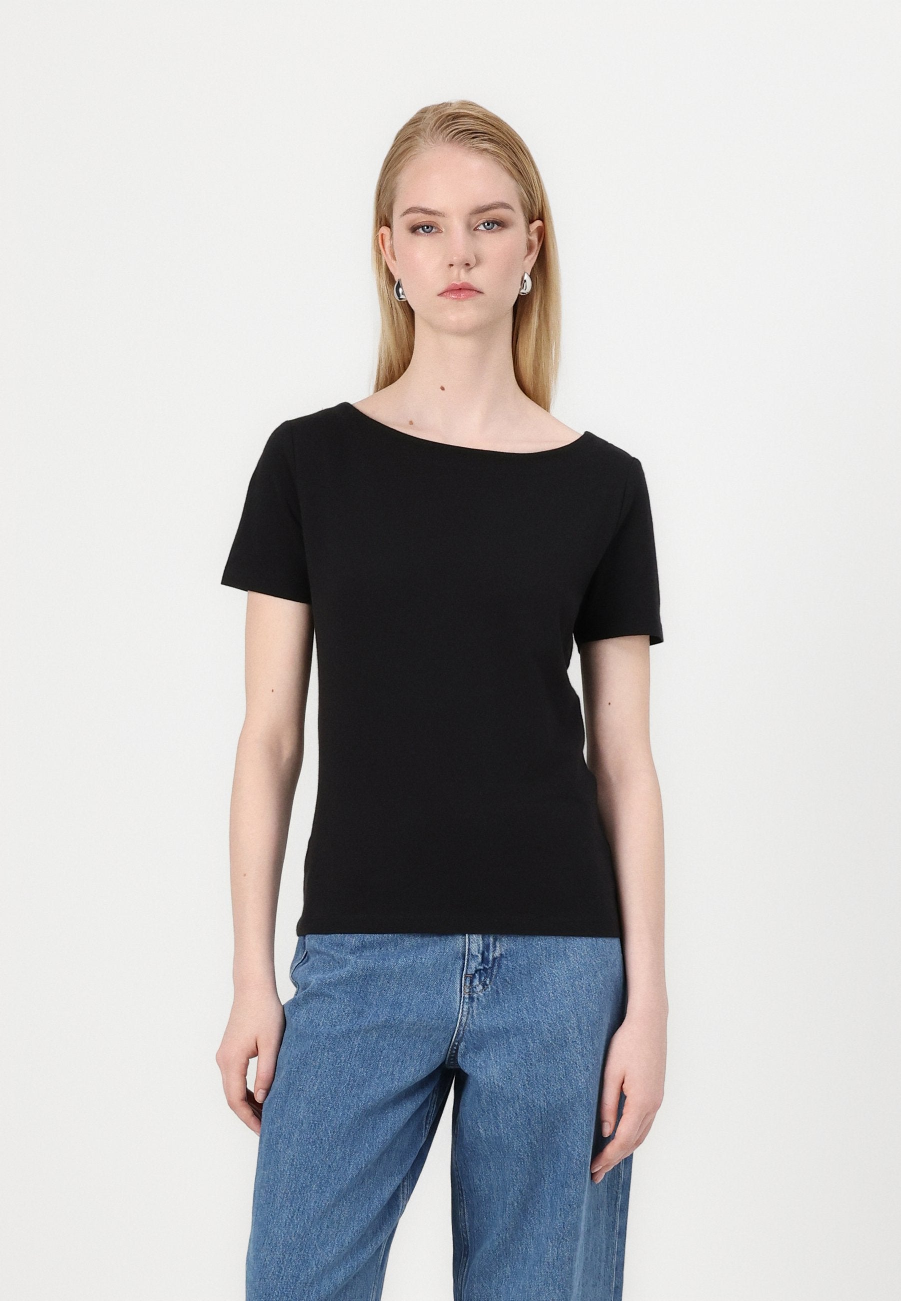 ONLY ONLLIVE LOVE LIFE BOATNECK