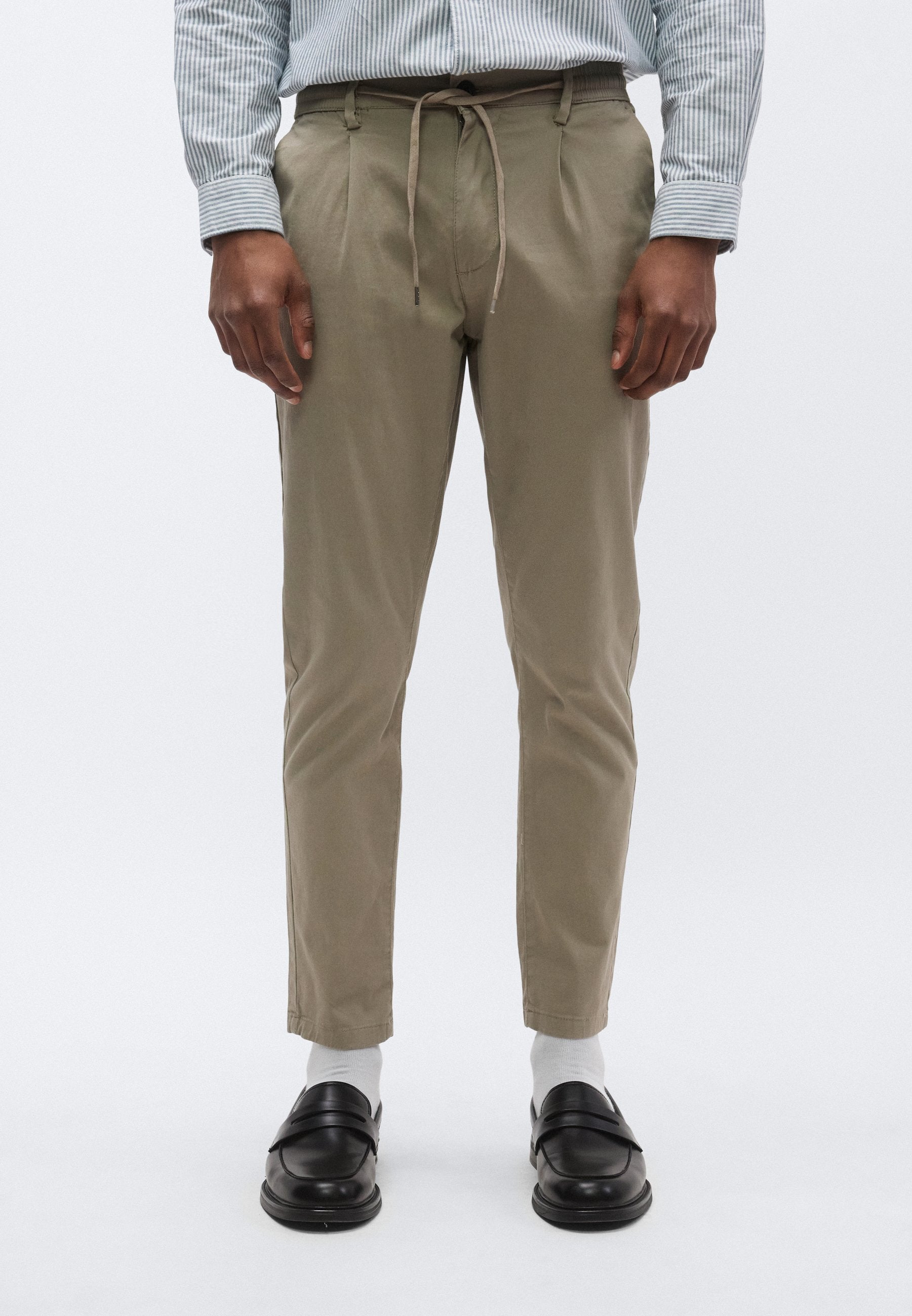 DRAWSTRING PANTS Media 4
