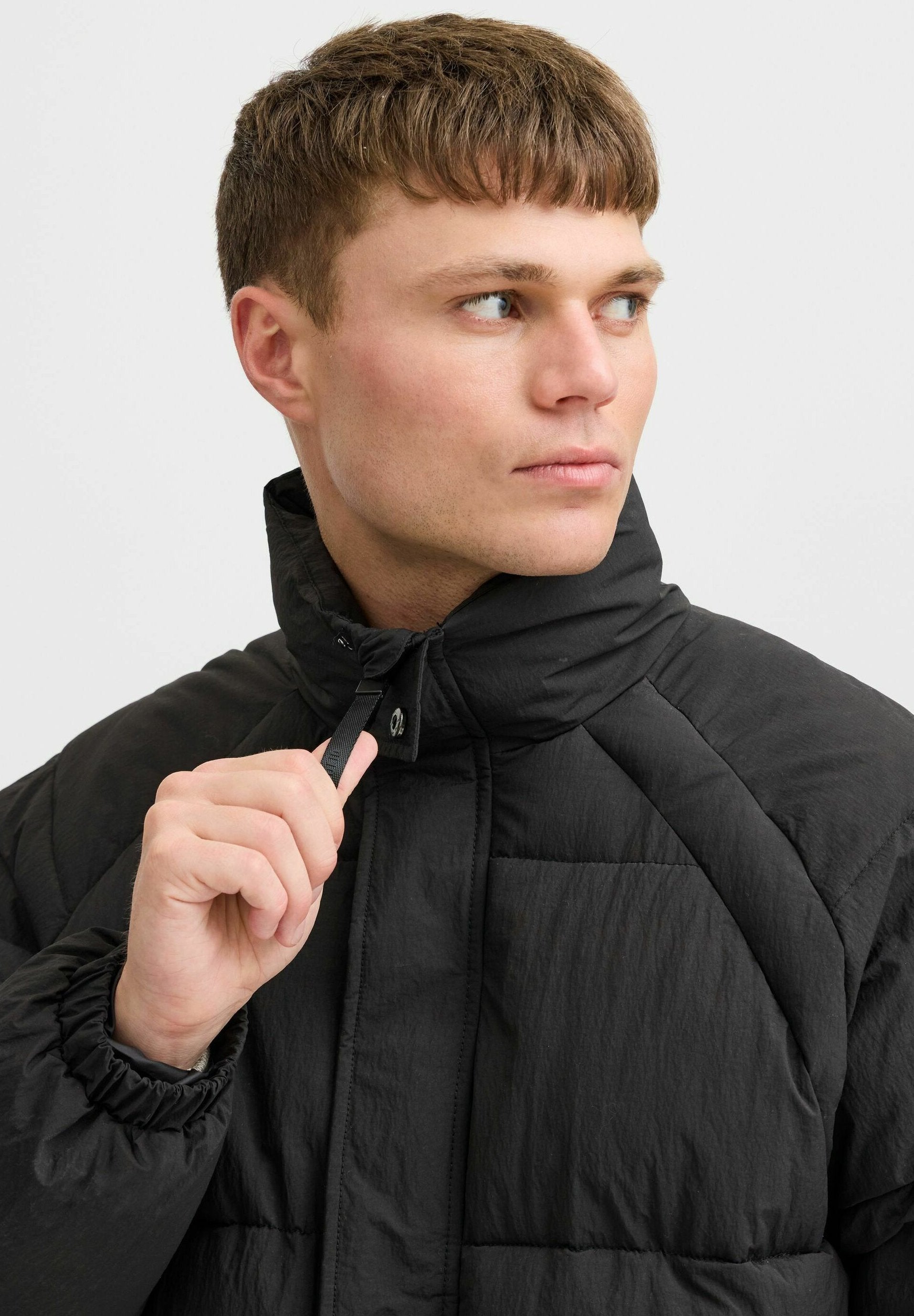 SDMILO PUFFER SHORT Media 5