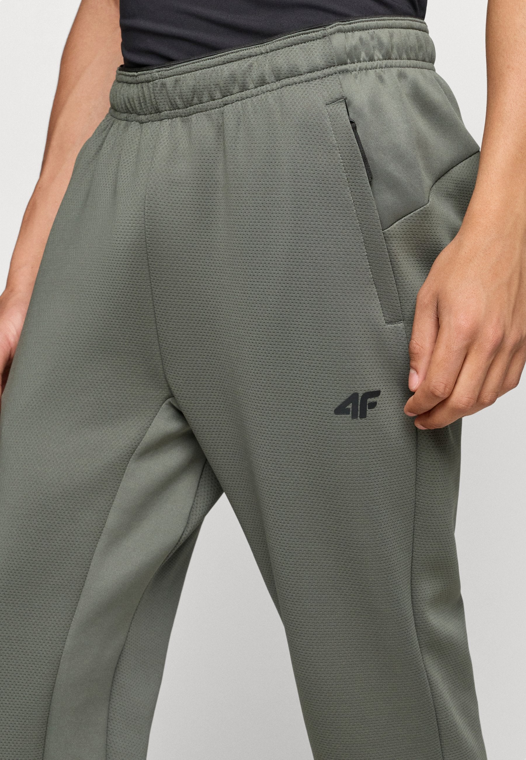 4F TROUSERS FNK