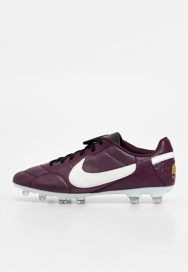 Nike Performance PREMIER III