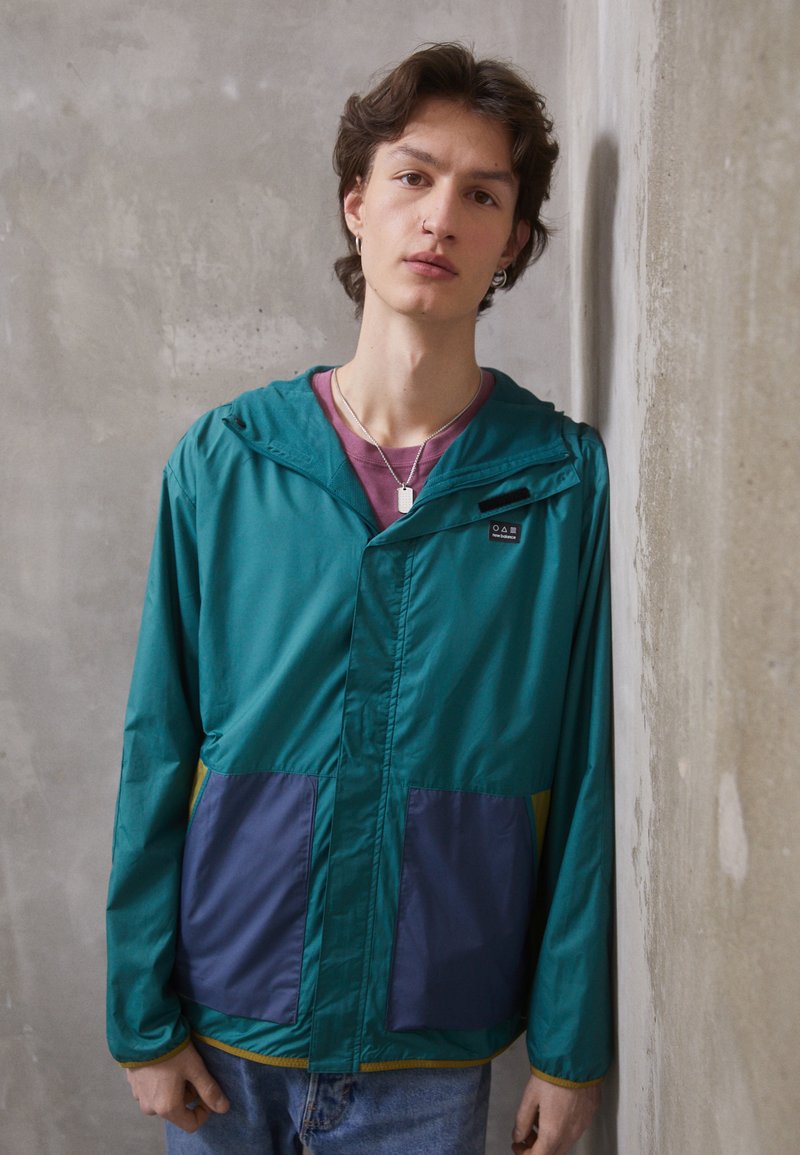 JACKET Media 1