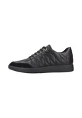 Schwarze Sneaker mit einem gesteppte Lederoberteil, Wildleder-Zehenkappe und strukturierten Seitenpaneelen. Klassisches Schnürdesign mit rundem Zehenbereich.