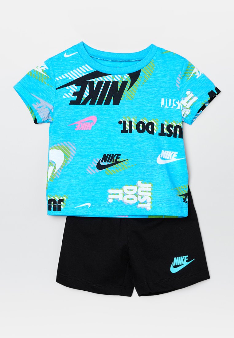 Nike Sportswear SET