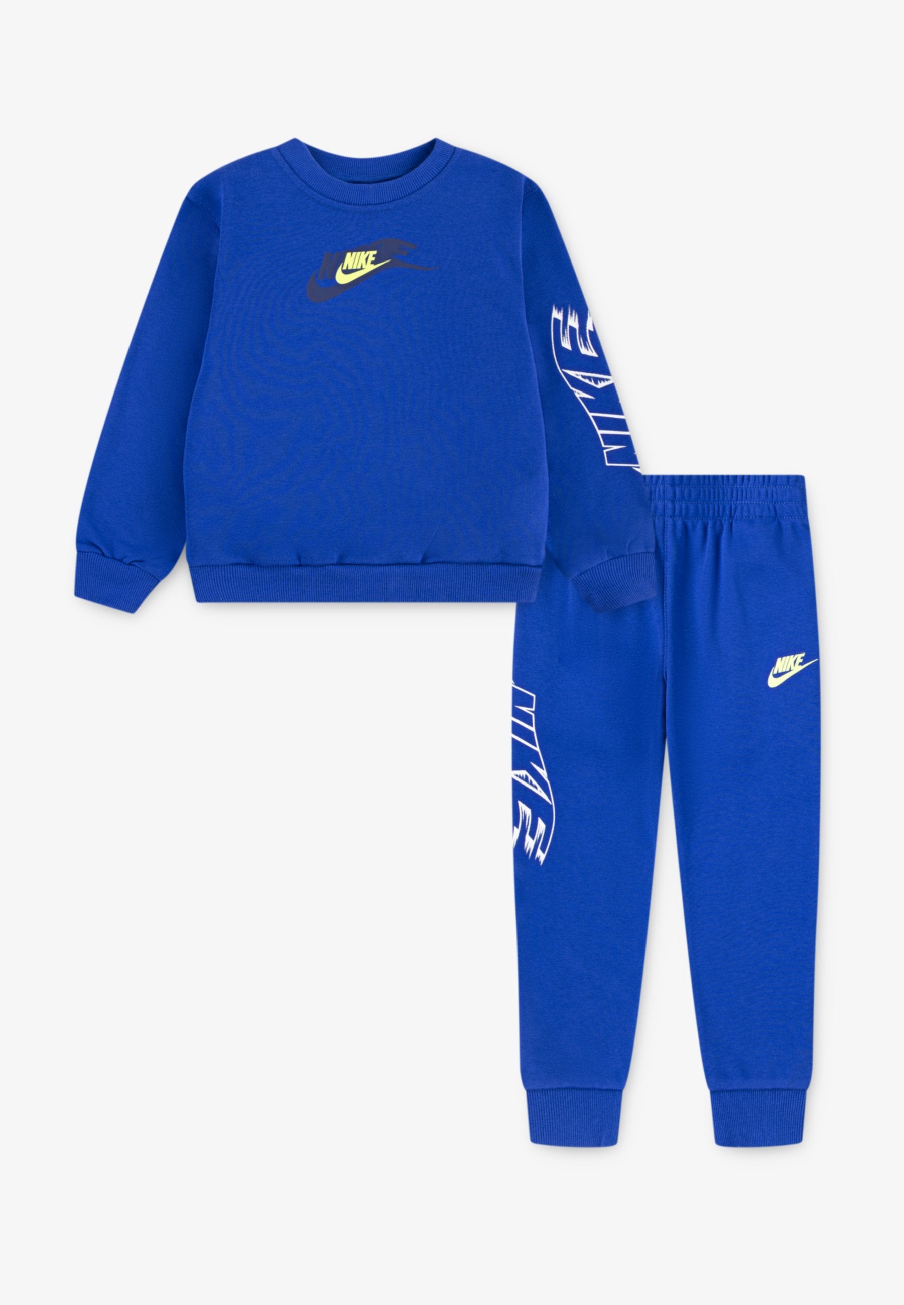 Nike Sportswear ON THE MOVE CREW SET