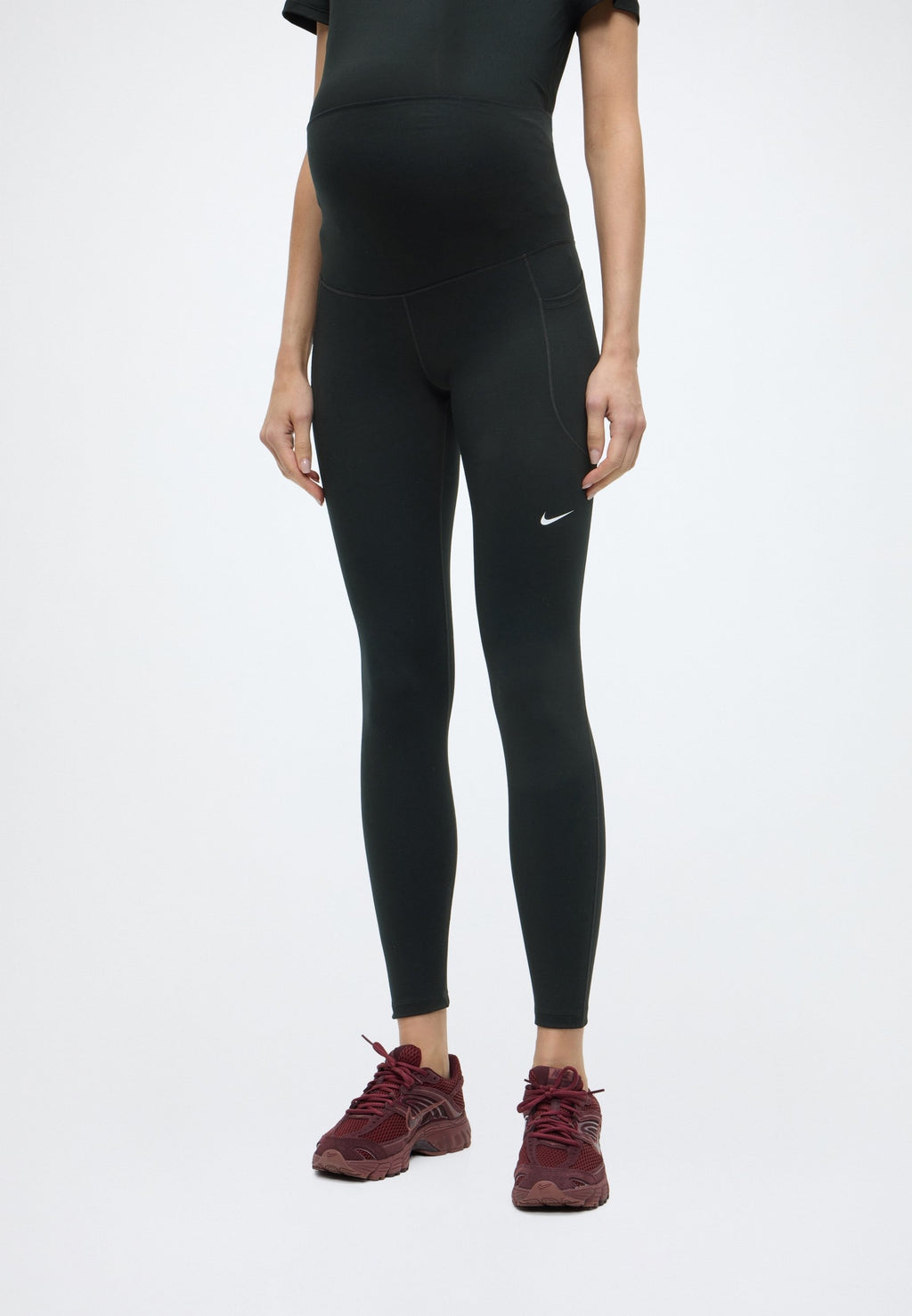Nike Performance
