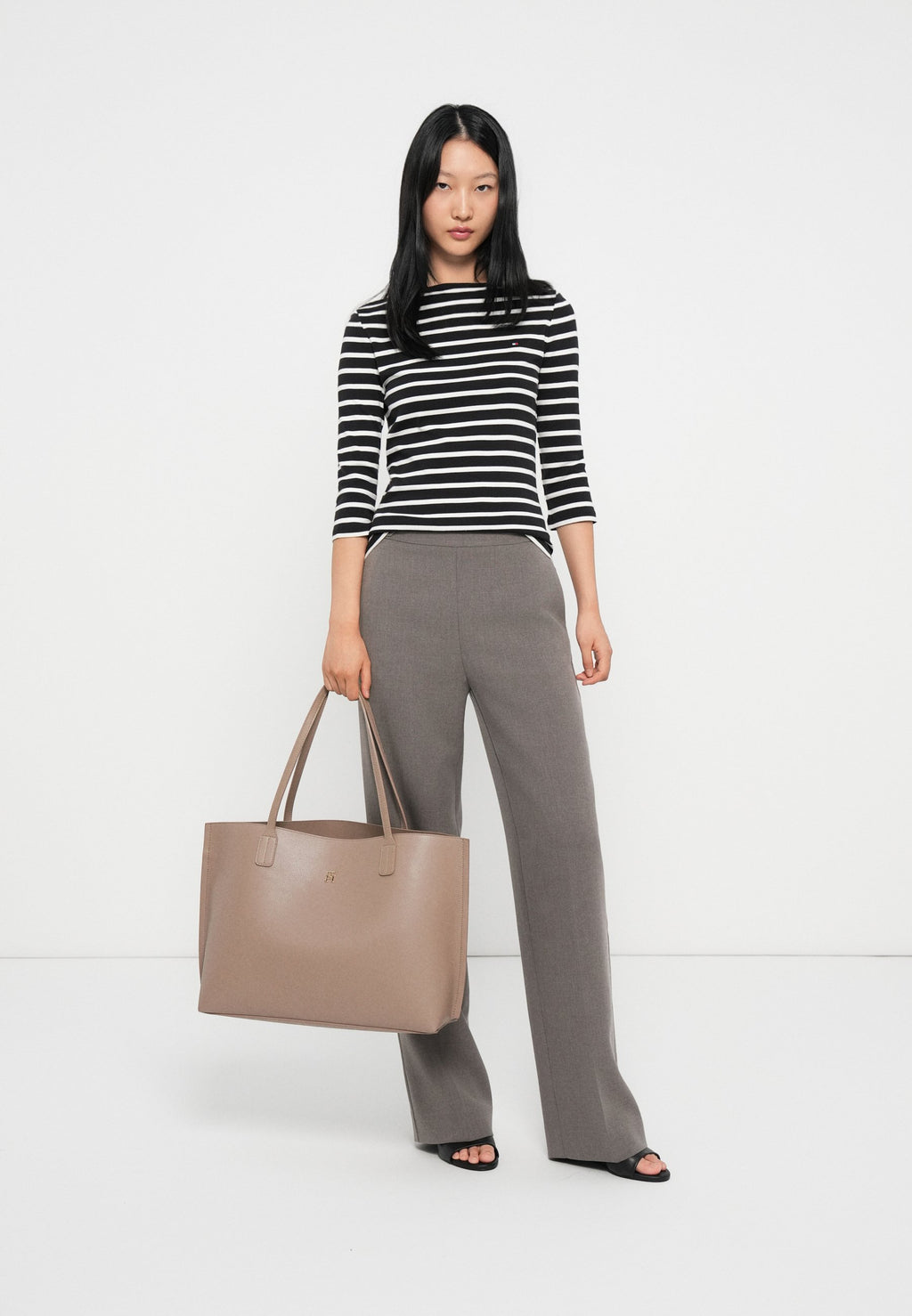 PRESSED CREASE STRAIGHT LEG TROUSERS Media 2