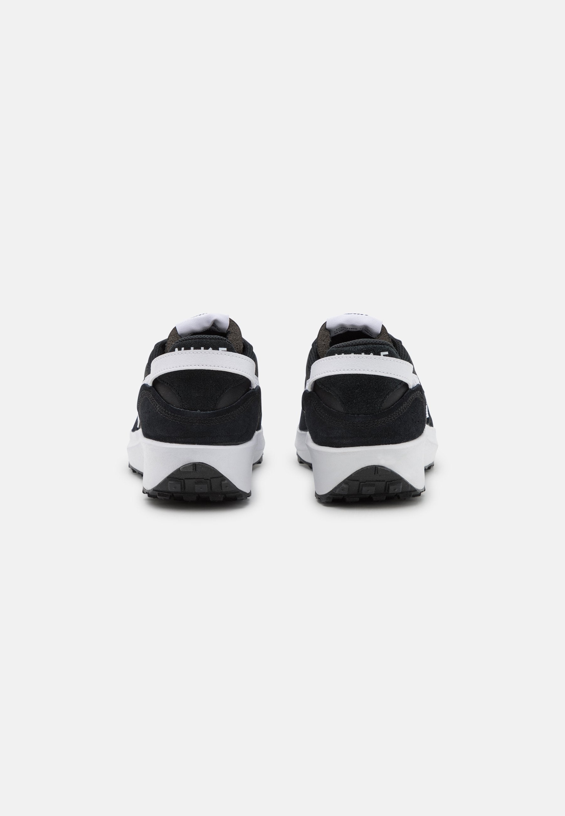 Nike Sportswear DEBUT