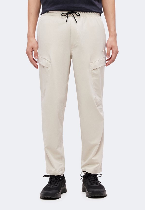 Nike Performance CARGO - Tracksuit bottoms - light orewood/black