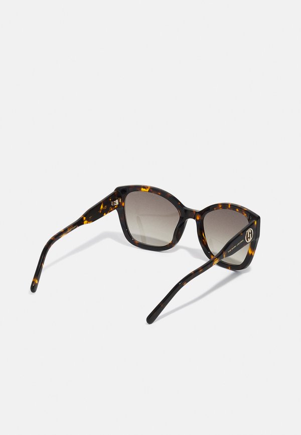 MARC JACOBS