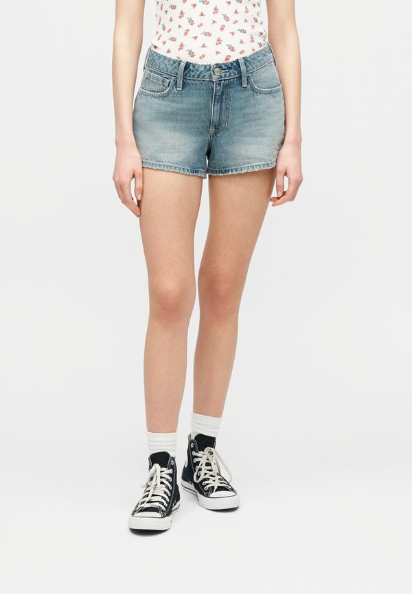 Hollister Co. MINI HEART PRINT FAIRFAX