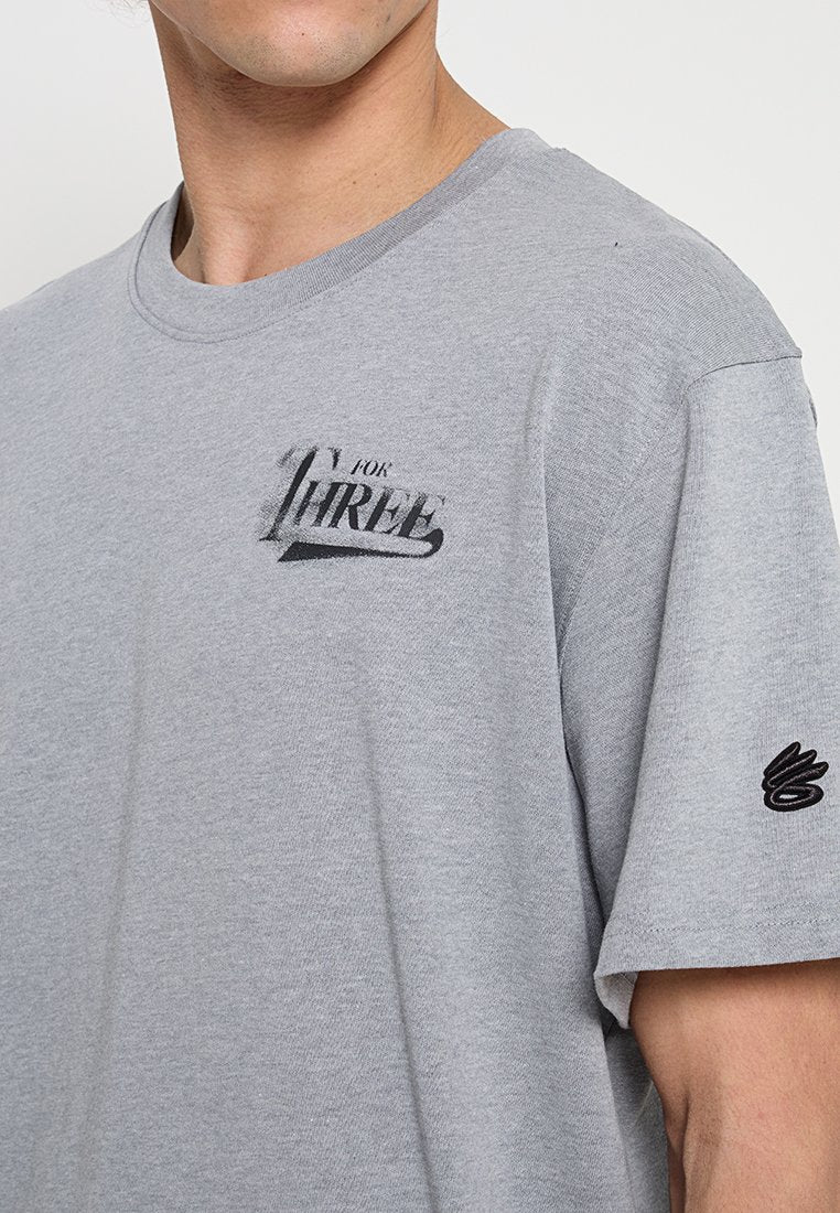 Under Armour LOOSE FIT