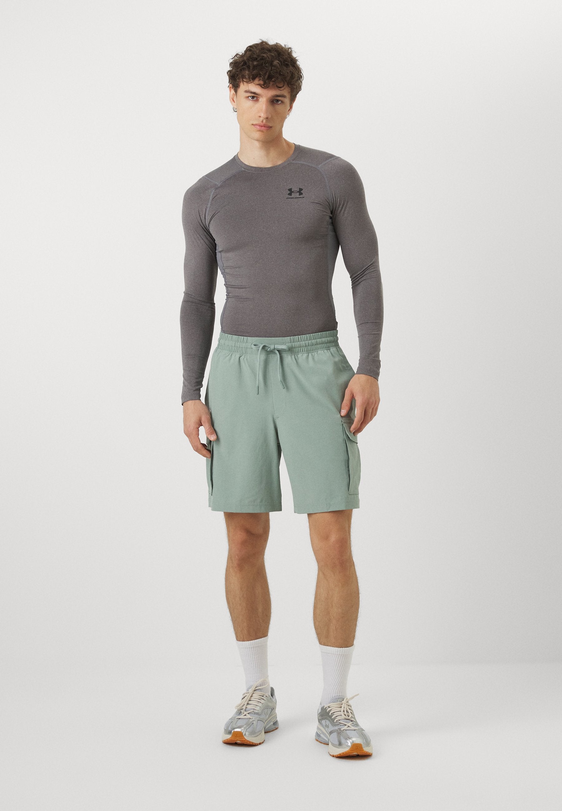 Under Armour VIBE WOVEN