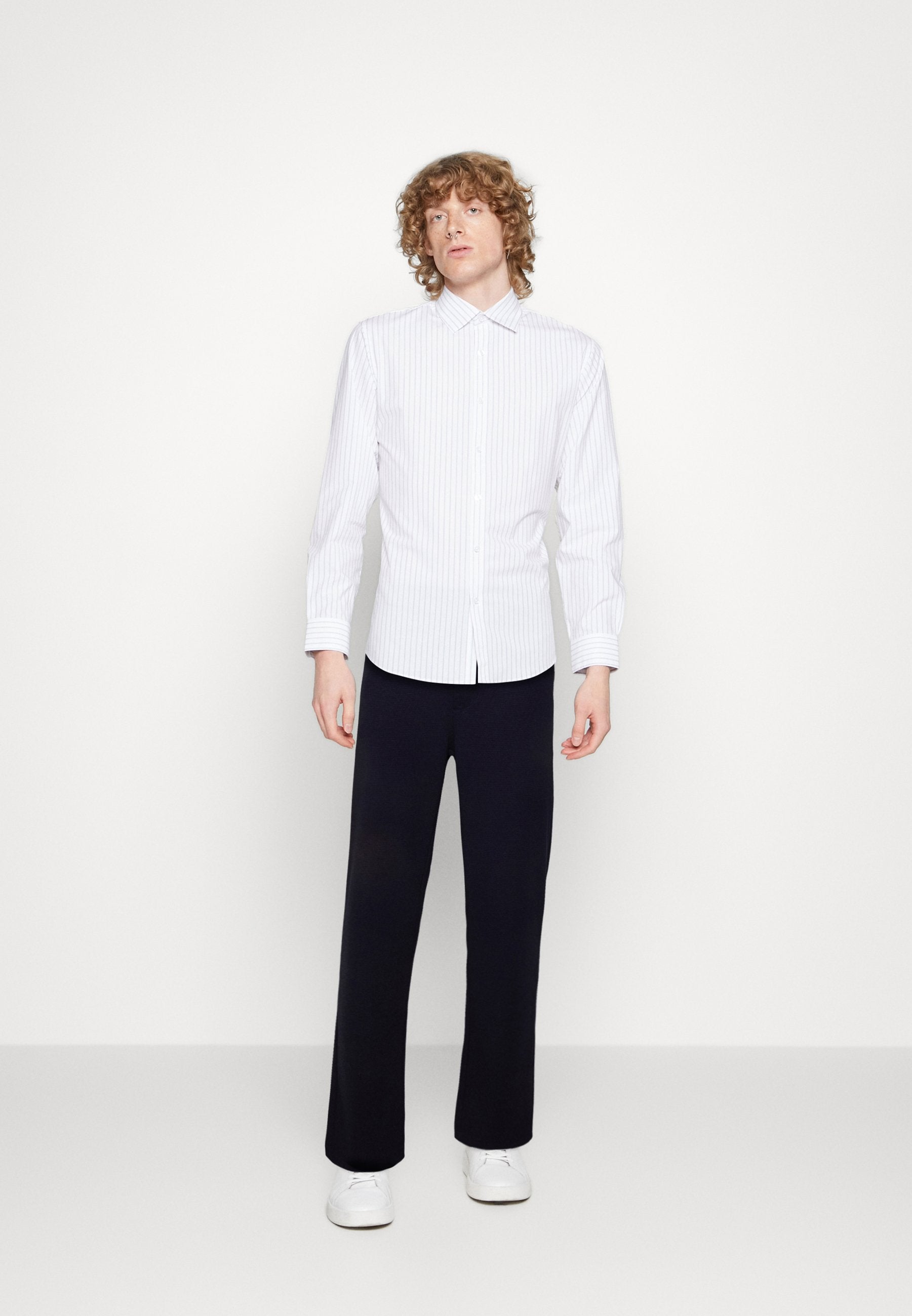 ONSLAW STRUCTURE PANT Media 2