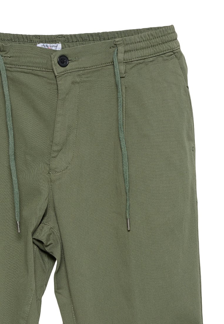 Lindbergh Chino Media 3