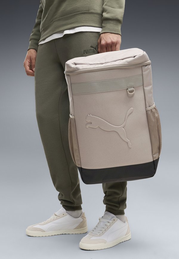 Puma PUMA BUZZ 27 L RUCKSACK  UNISEX - Rucksack - mouse gray