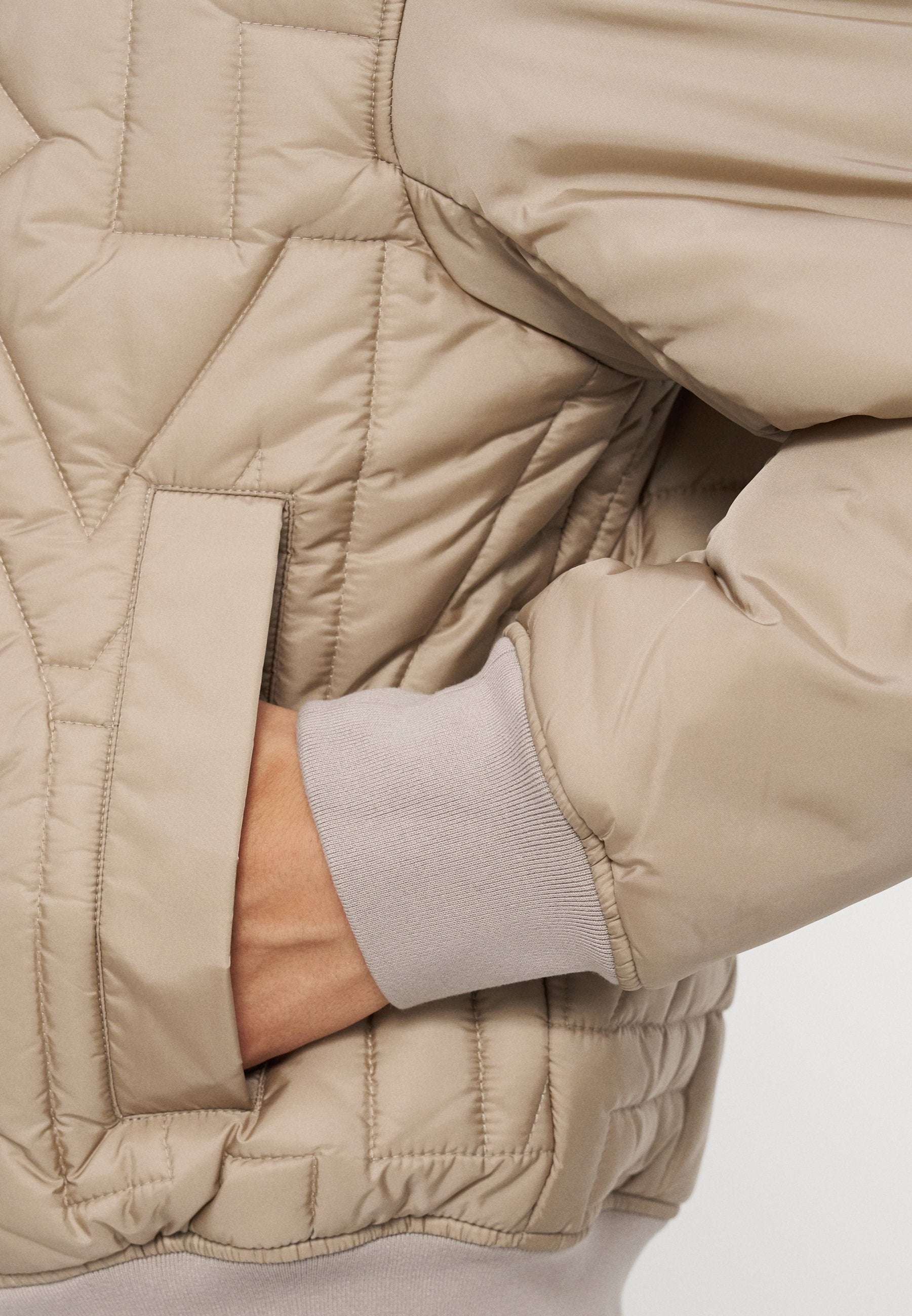 Armani Exchange Übergangsjacke Media 7