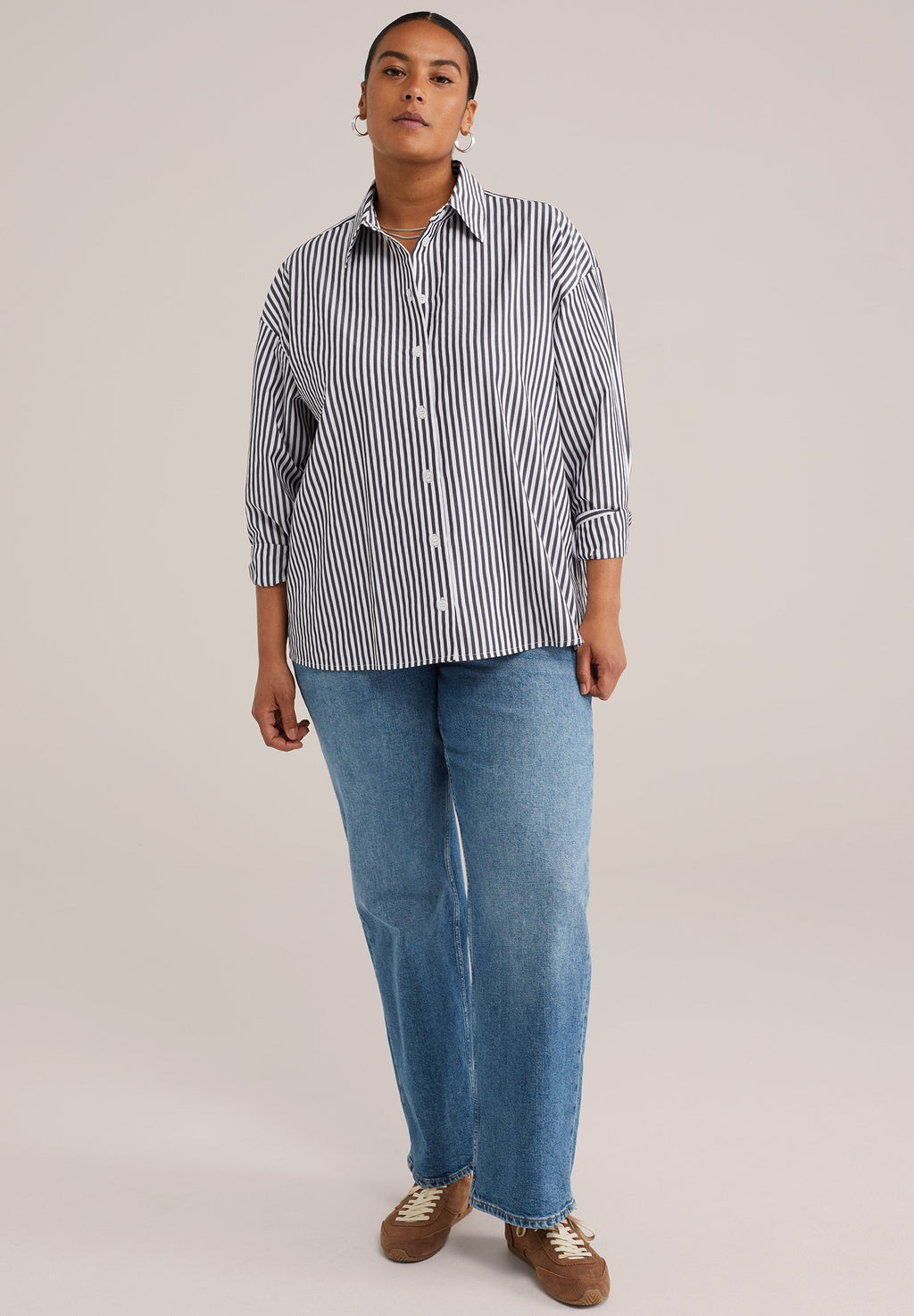 WE Fashion CURVE
