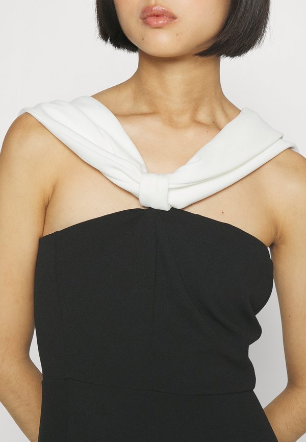 WAL G PETITE ALIA OFF SHOULDER SKATER