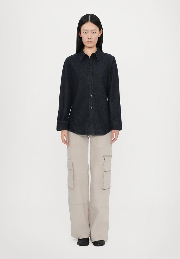CLOSED SEAMING SHIRT