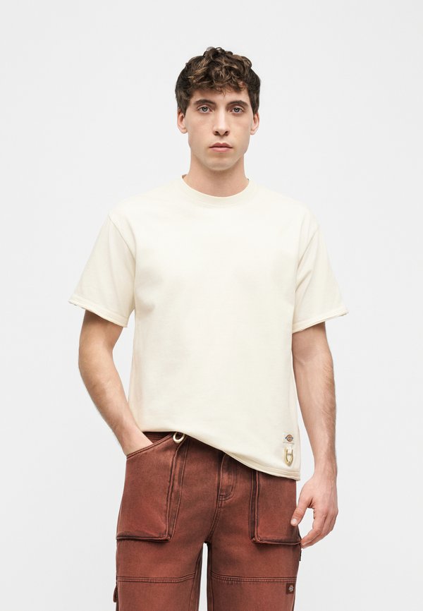Dickies CHINESE NEW YEAR TEE
