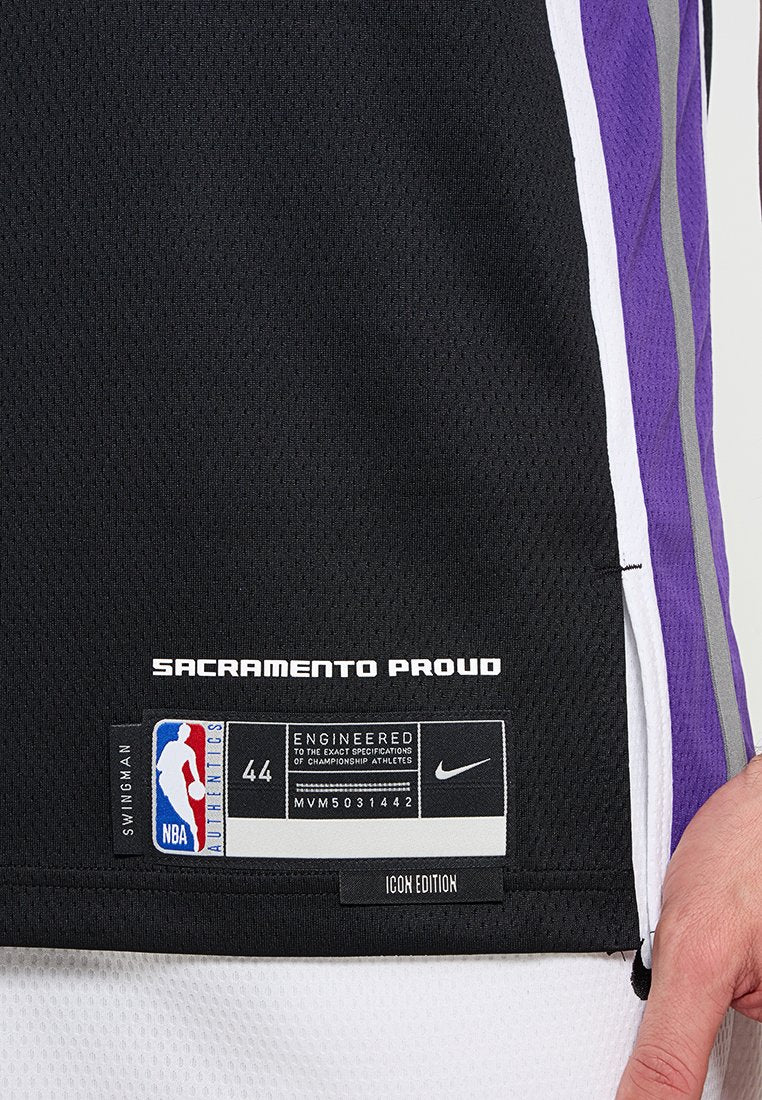 Nike Performance