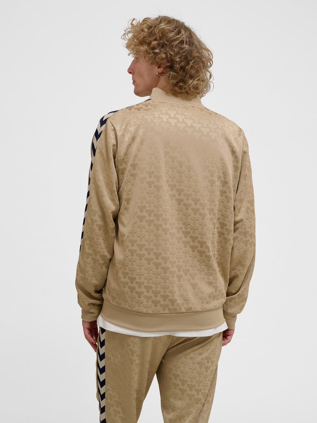 Hummel ARCHIVE REGULAR JACKET