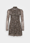 Leopakleopardenmuster-Kleid mit hohem Kragen, langen transparenten Ärmeln, elastischem Bund und weit ausgestelltem Rock. Hergestellt aus leichtem, durchscheinendem Material.