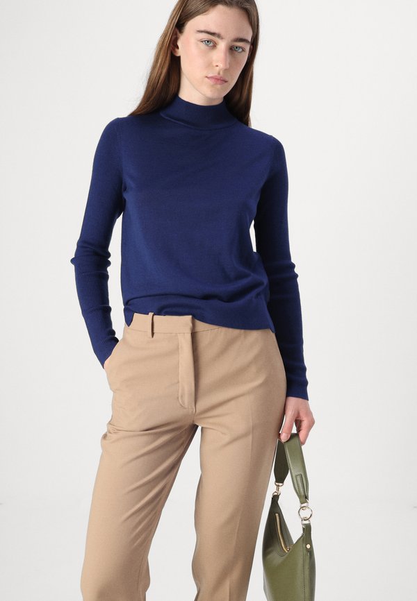 Calvin Klein STRETCH SLIM TAPERED LEG