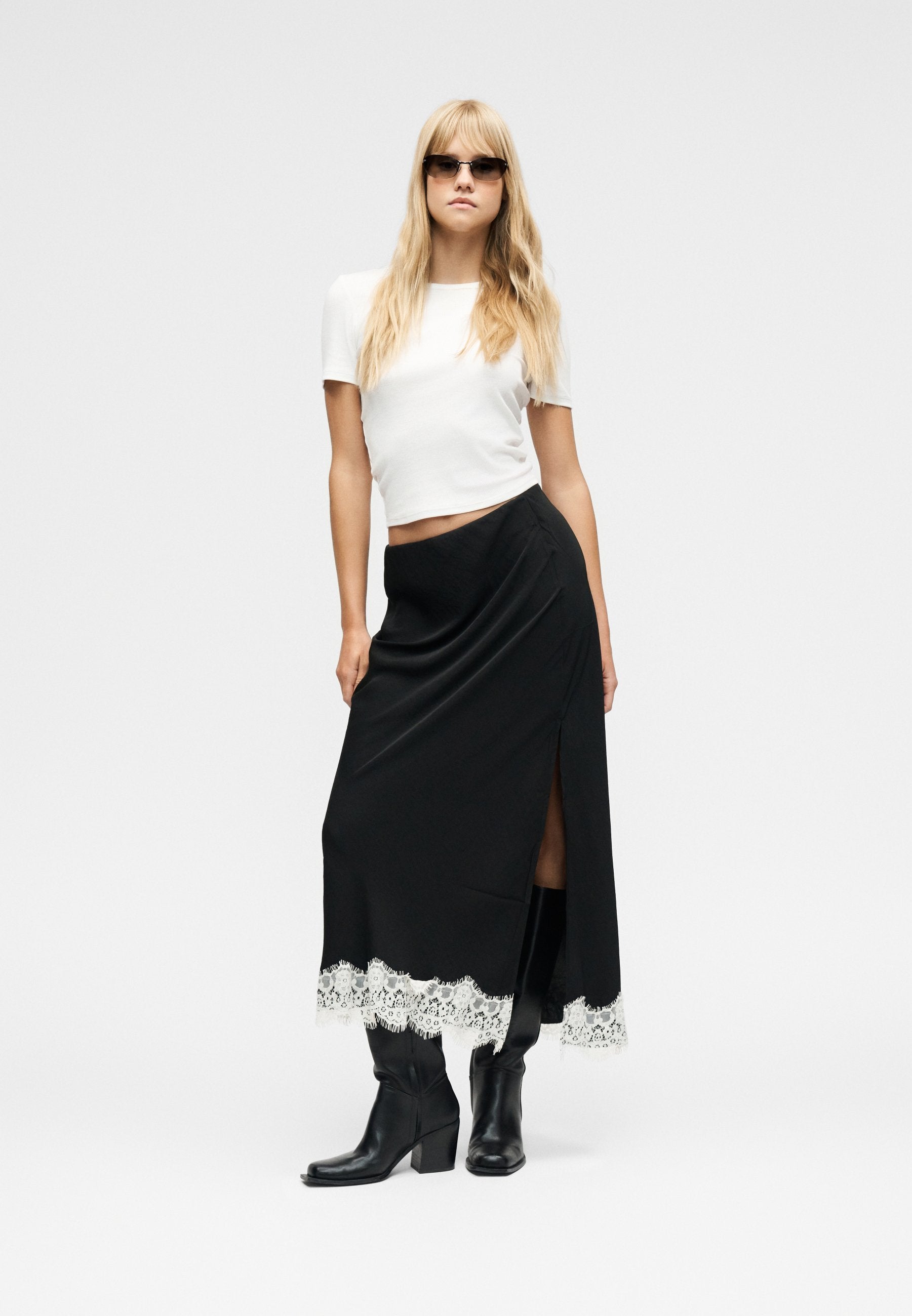 GAP TRIM MIDI SKIRT