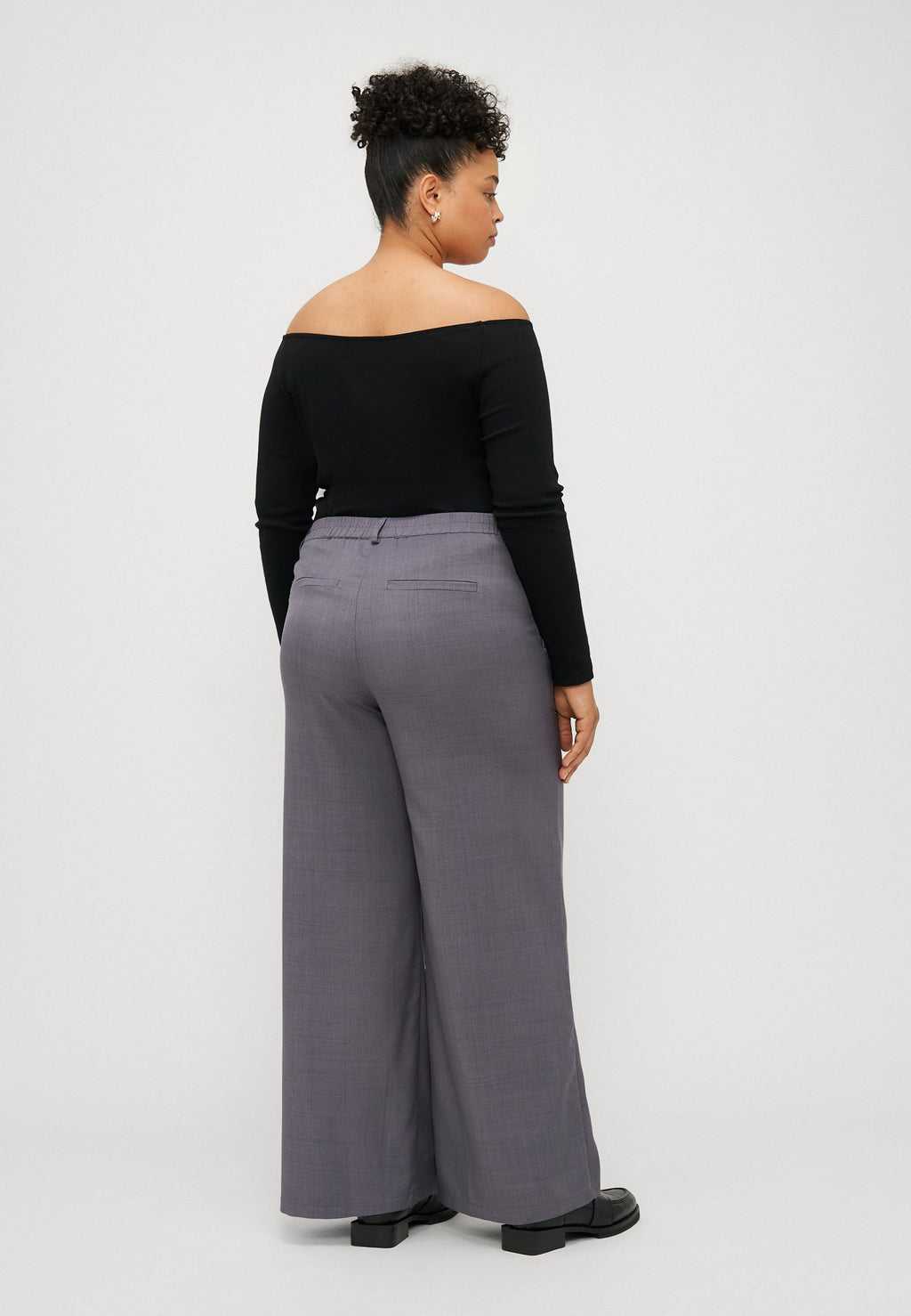 CARSONNIE WIDE LONG  Media 4
