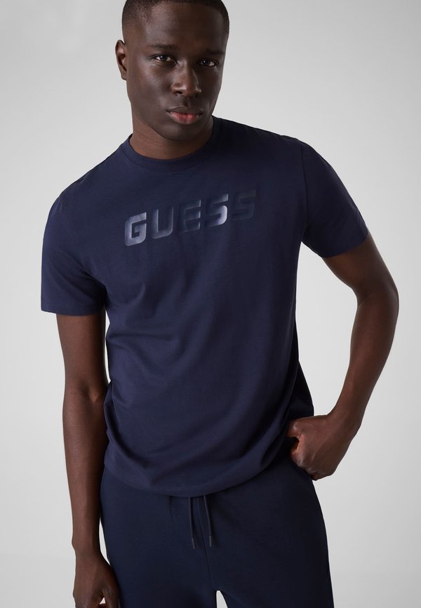 Guess LOGO-T-SHIRT - Print T-shirt - dunkelblau