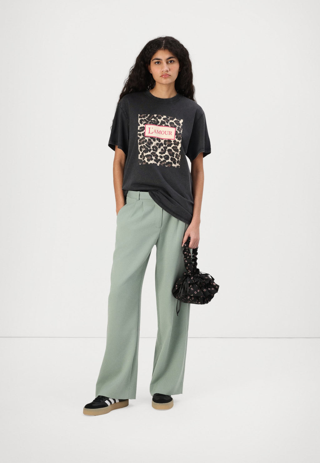 Abercrombie & Fitch A&F Sloane Low Rise Tailored Wide Leg Pant