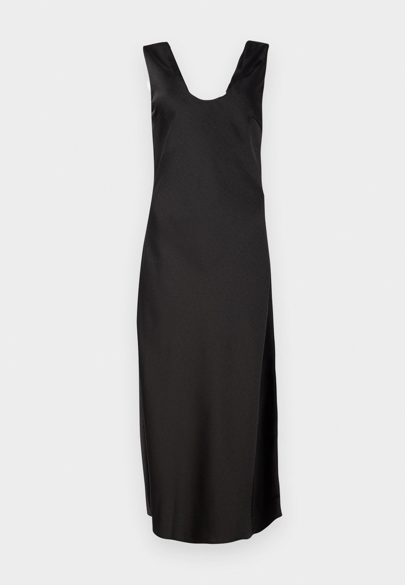 SUMMA DRESS Media 1