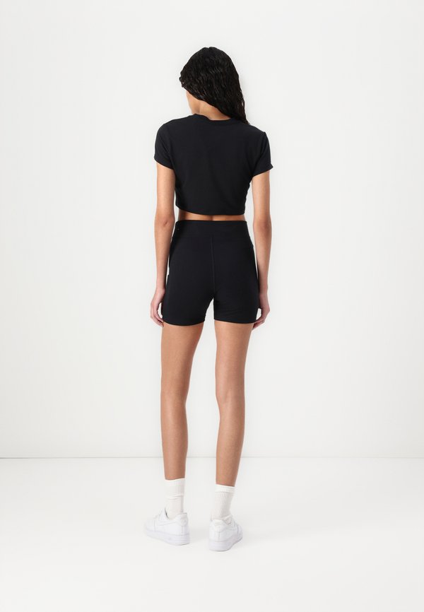 Nike Sportswear
