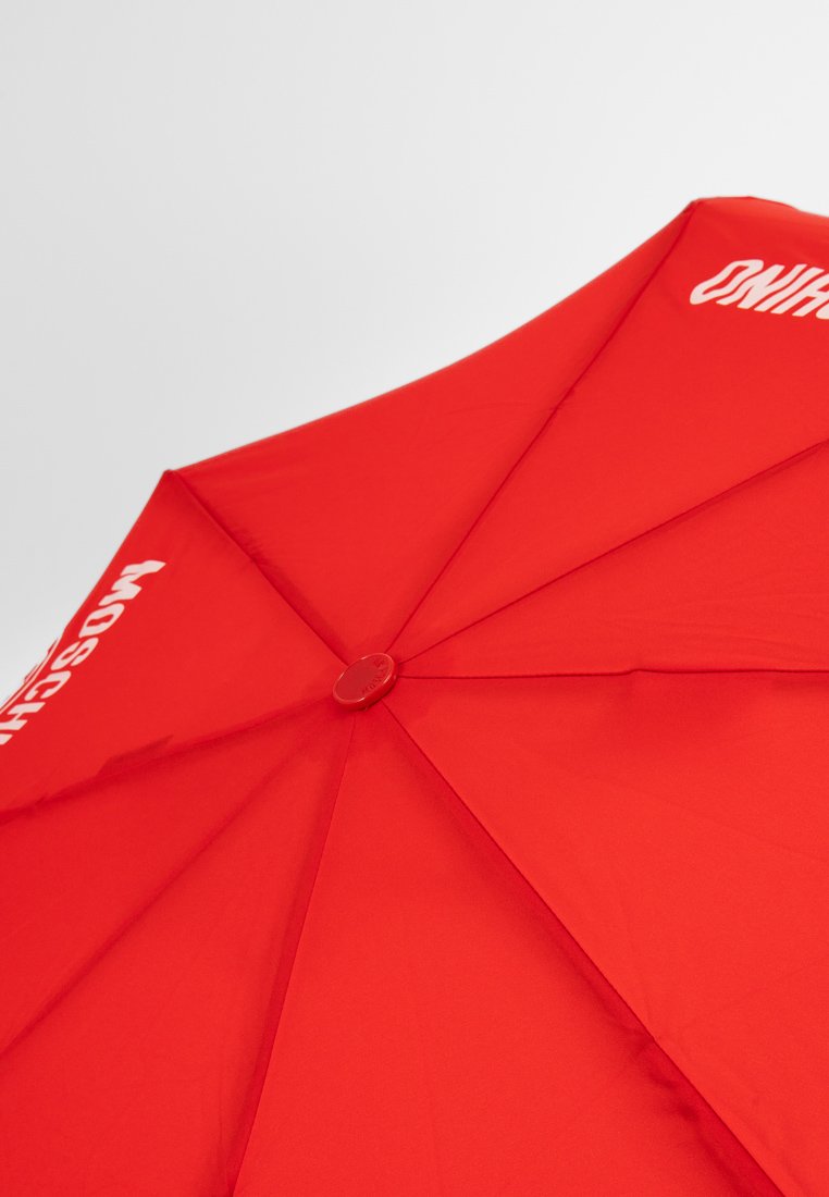 MOSCHINO