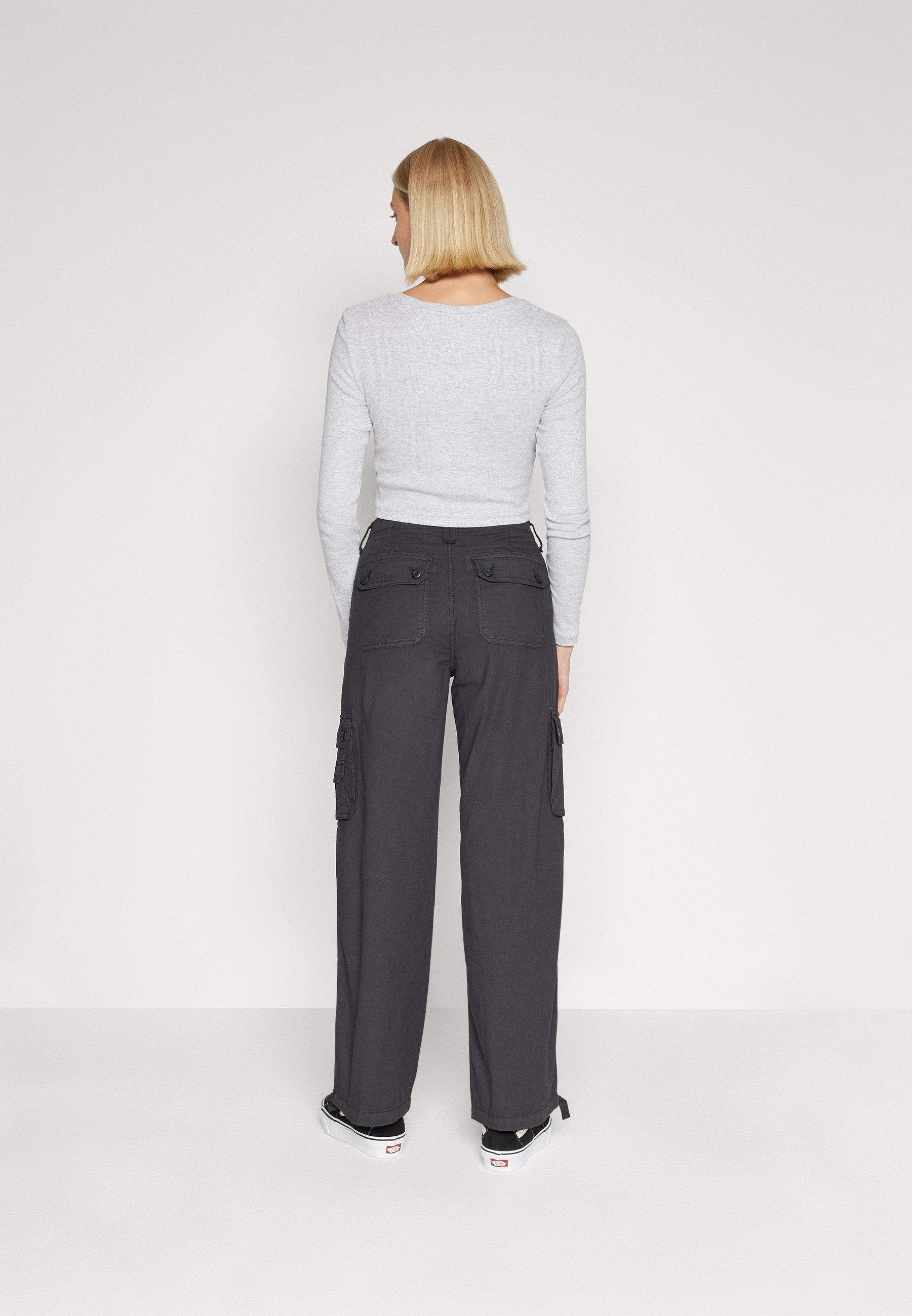 American Eagle BAGGY